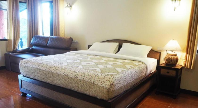 Ban Rai Tin Thai Ngarm Eco Lodge Мае Рим Екстериор снимка