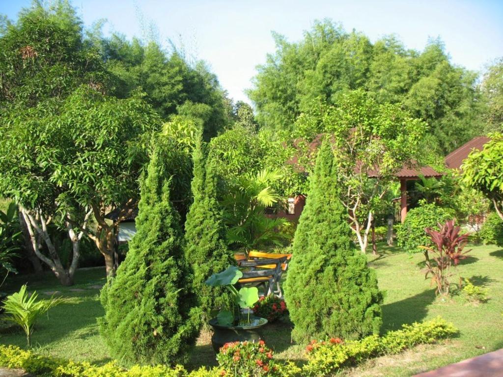 Ban Rai Tin Thai Ngarm Eco Lodge Мае Рим Екстериор снимка
